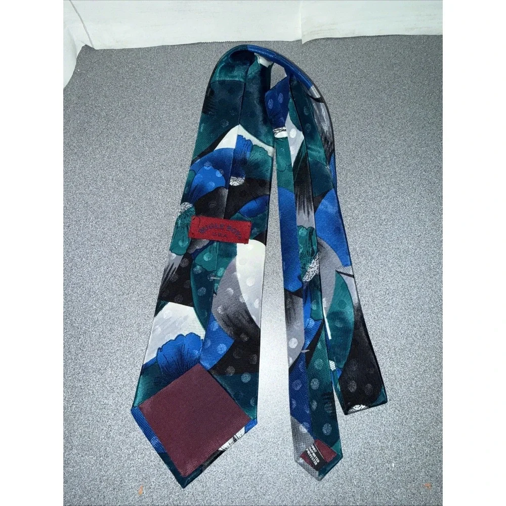 Vintage‎ Bugle Boy  Tie Polyester Blend Made In The USA